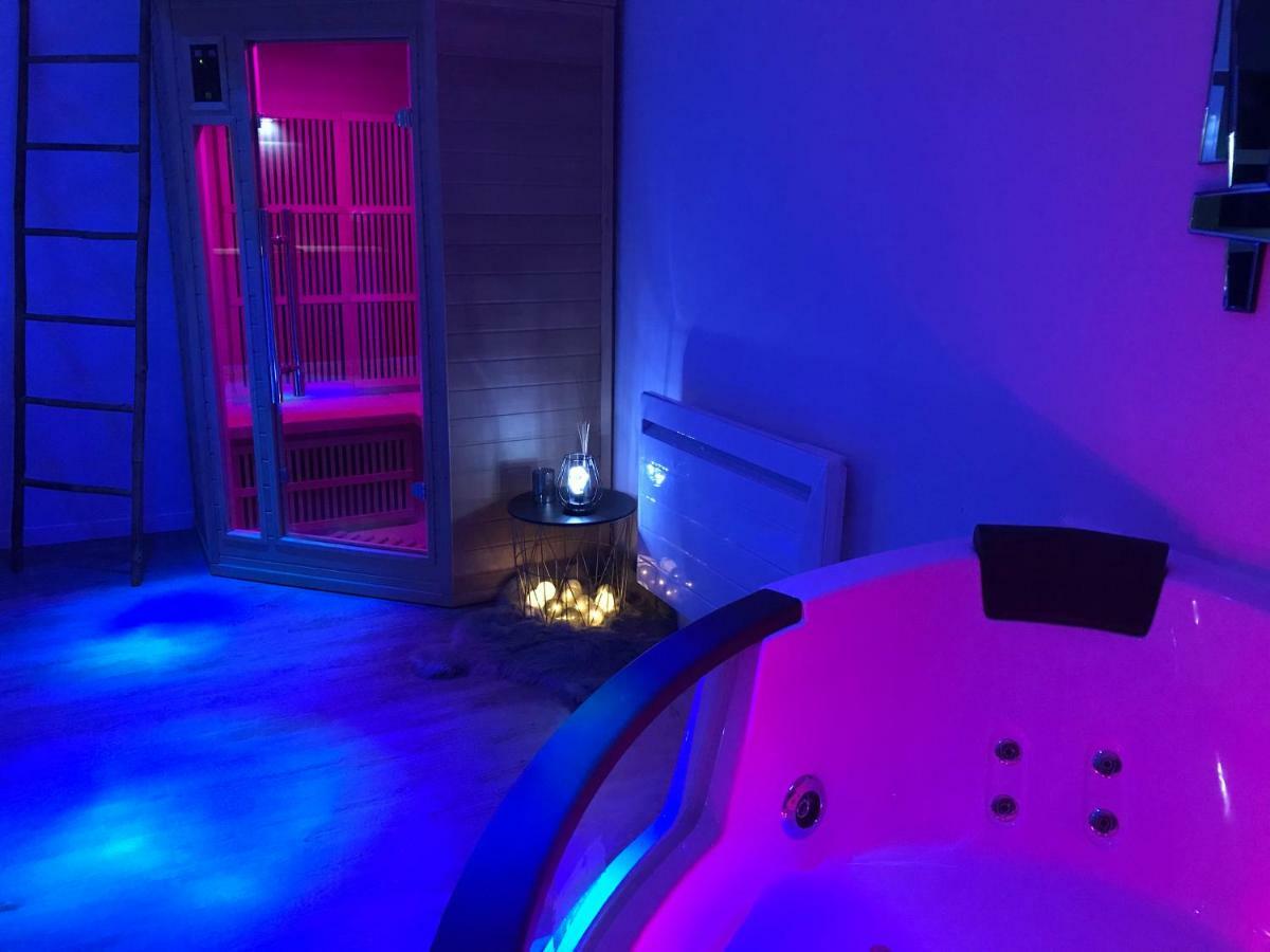 Apartment Sweet Romantique By Locationslepuyenvelay